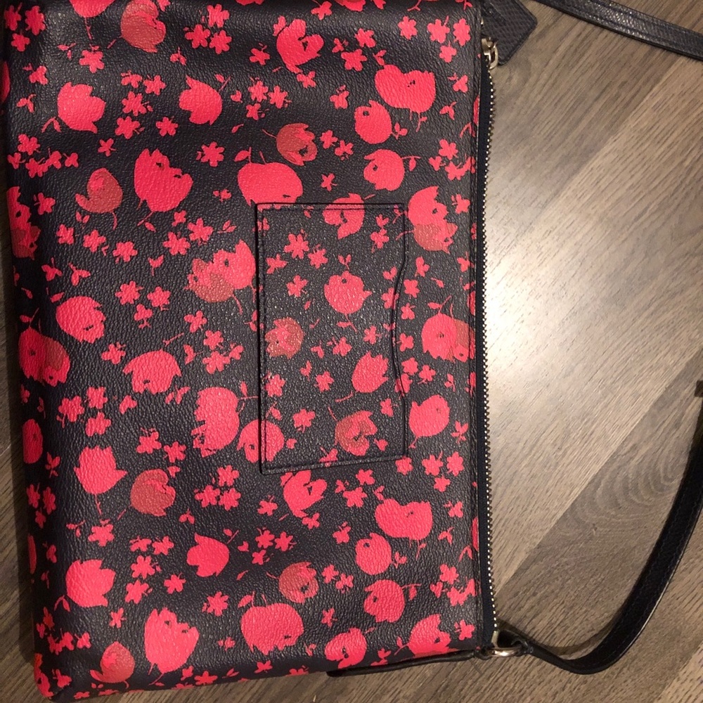 Cross-body Coach Purse - Picture 2 of 3